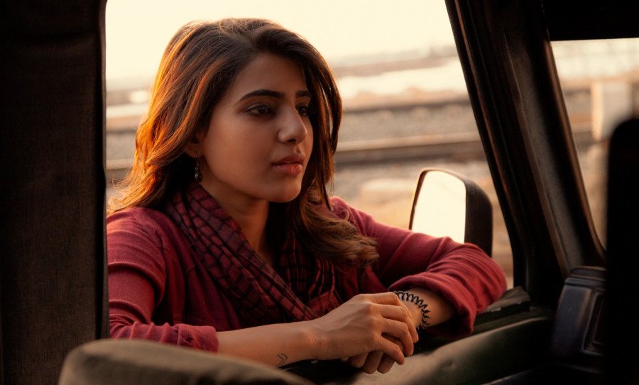 Super Deluxe still 3