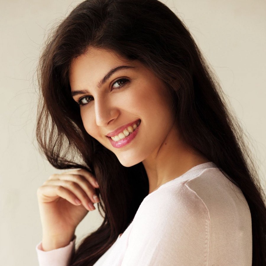Elnaaz Norouzi