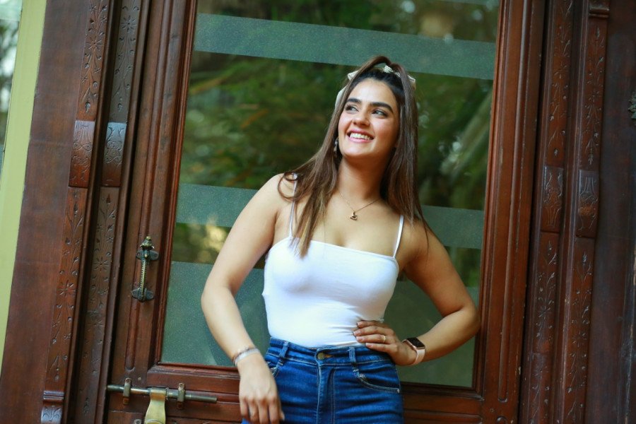 Kavya Thapar