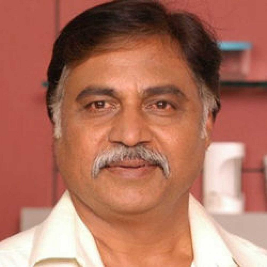 Nagineedu Vellanki