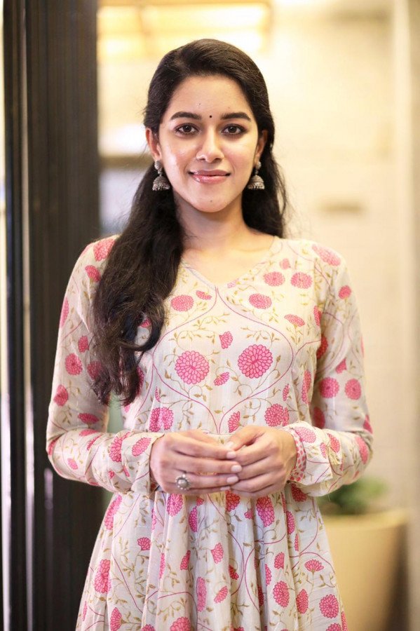 Mirnalini Ravi