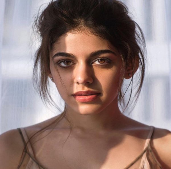 Aalia Furniturewalla