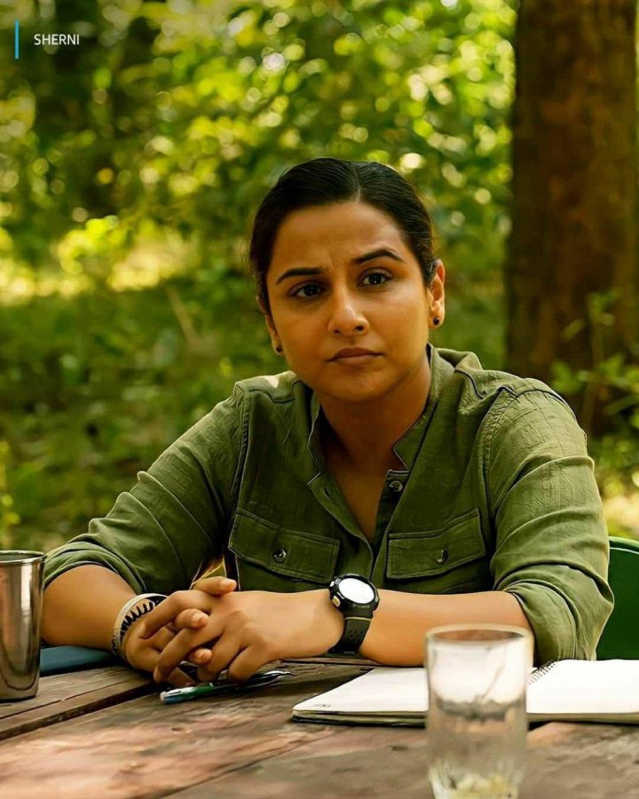 Sherni still 9