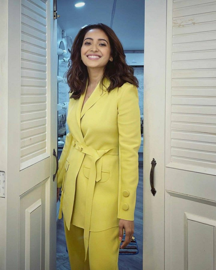Asha Negi
