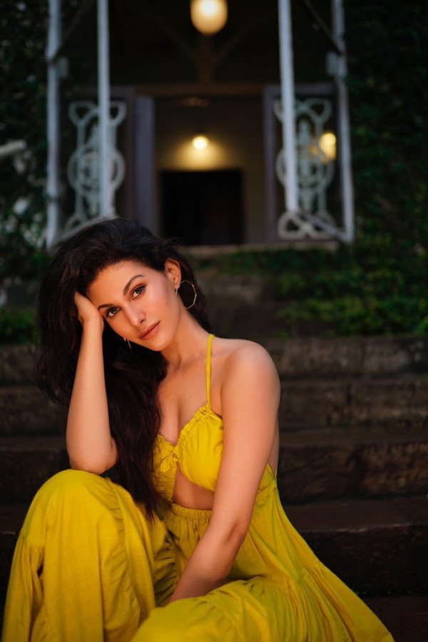 Amyra Dastur