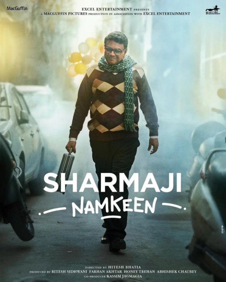 Sharmaji Namkeen still 2