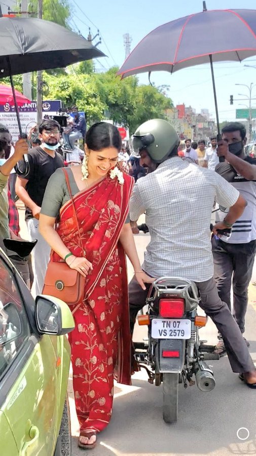 Laatti still 8