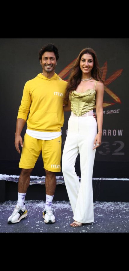 Sanak still 2