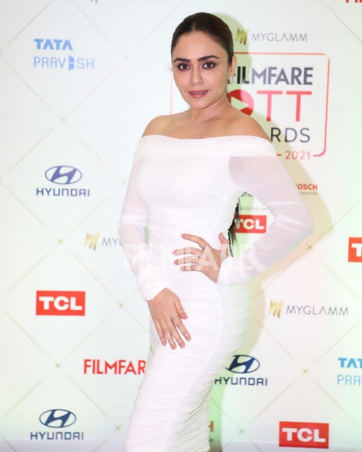 Amruta Khanvilkar