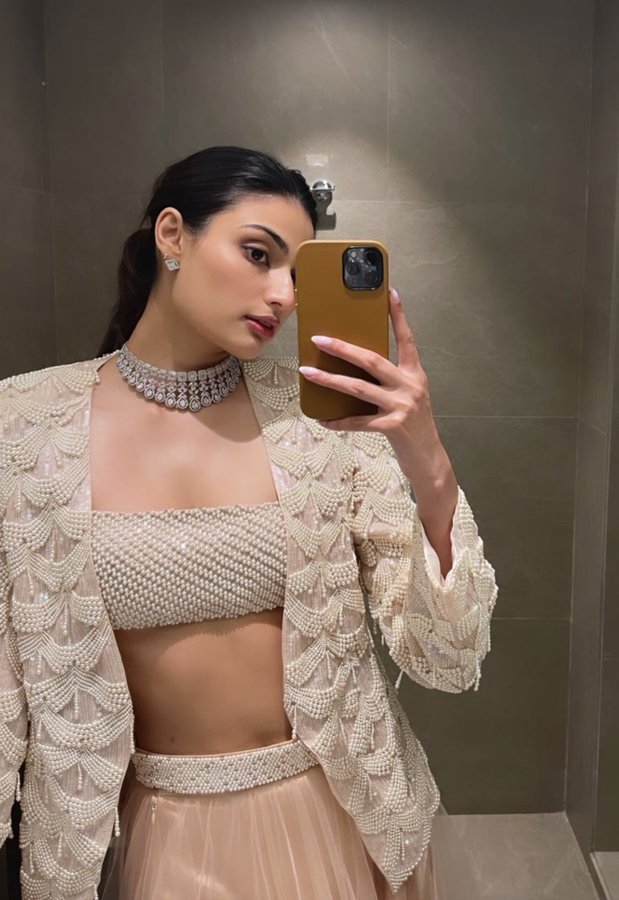 Athiya Shetty