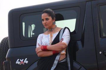 Darja still 5
