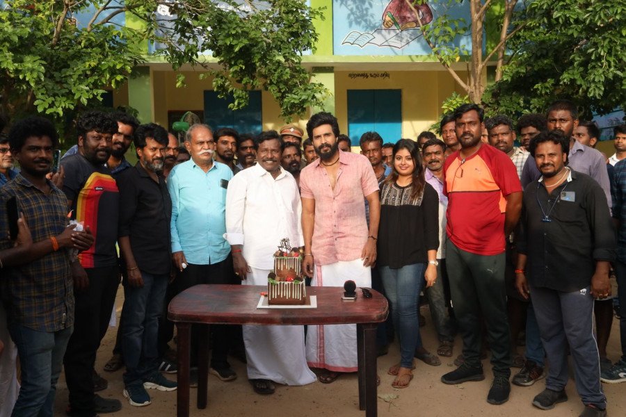 Matti Kusthi still 5