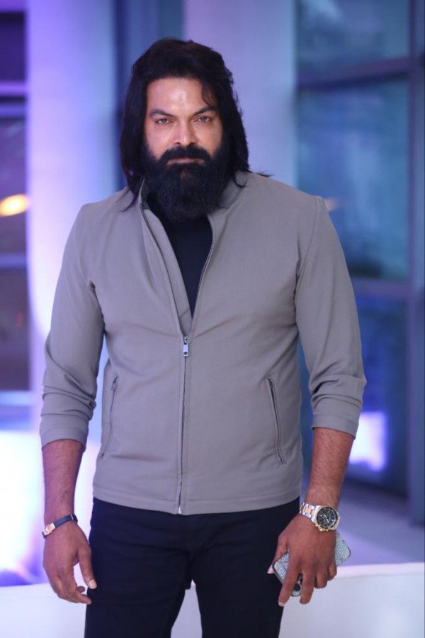 Sasanasabha still 3