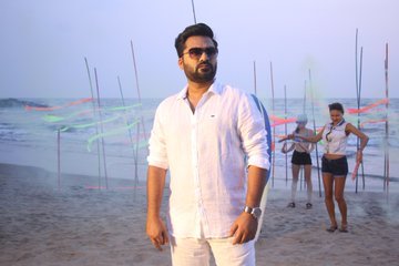 Maha still 9