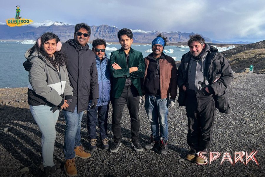 Spark still 6