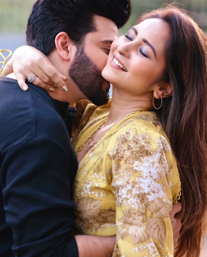Dheeraj Dhoopar