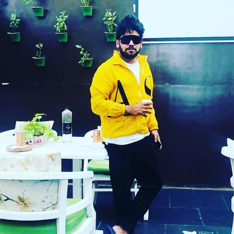 Naveen Neni