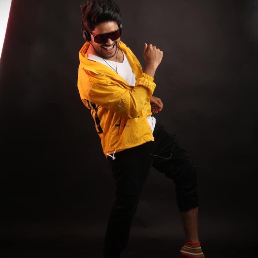 Naveen Neni