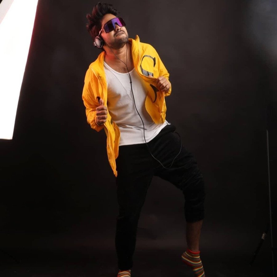 Naveen Neni