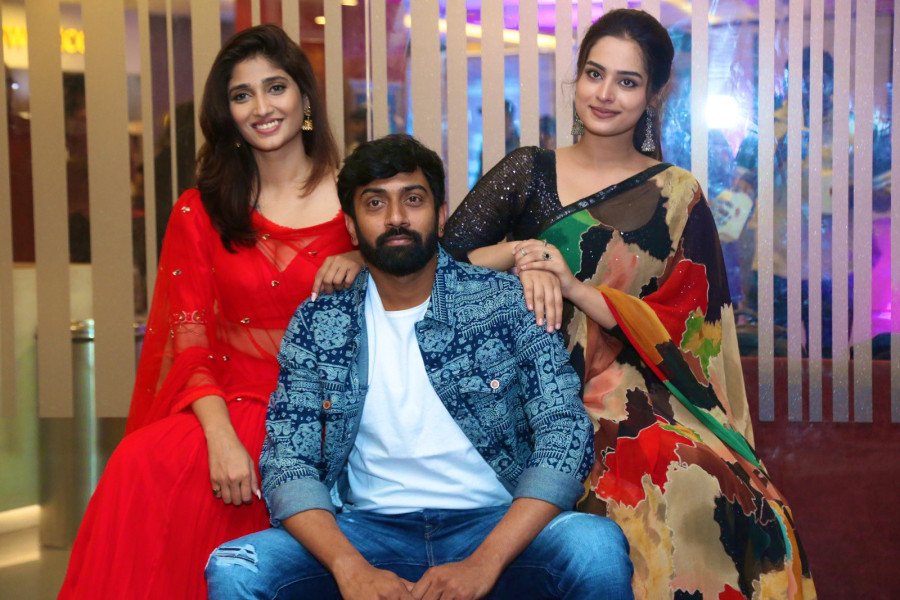 Mukha chitram still 7