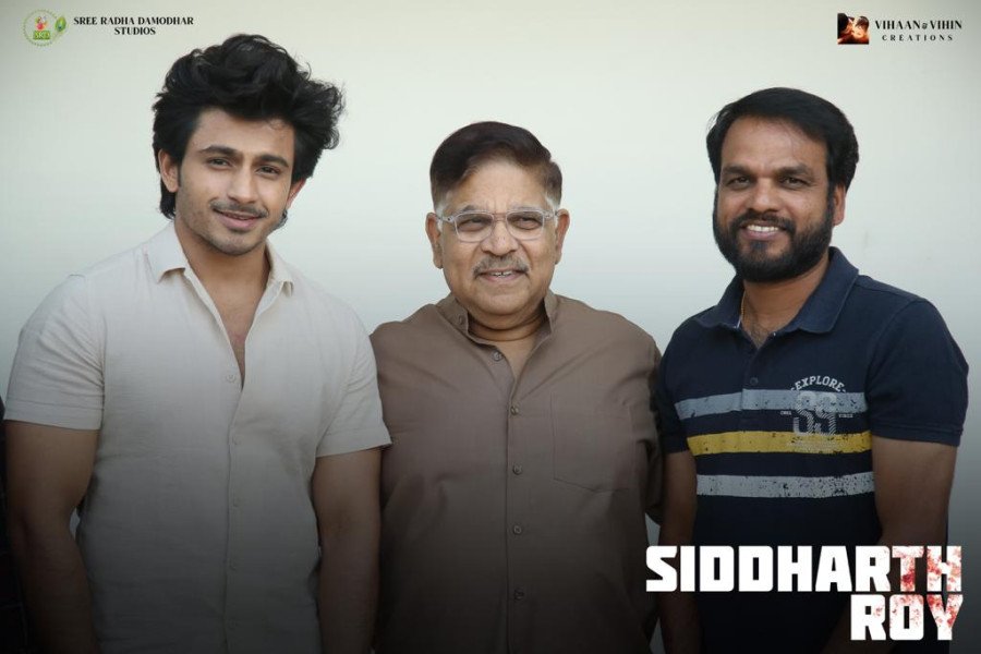 Siddharth Roy still 2