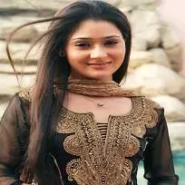 Sara Khan