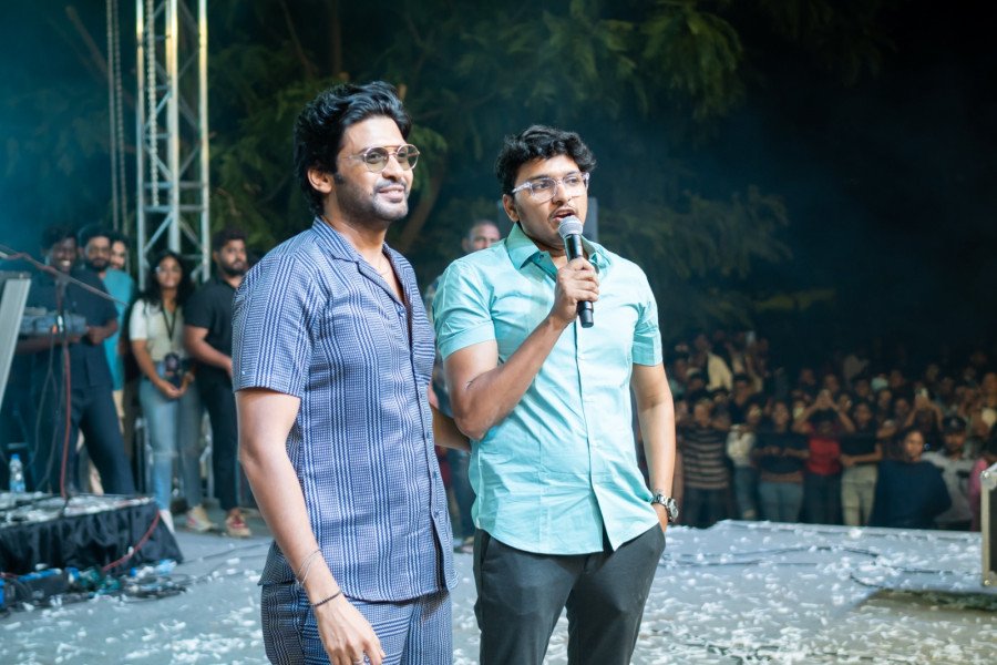 Miss Shetty Mr Polishetty still 5
