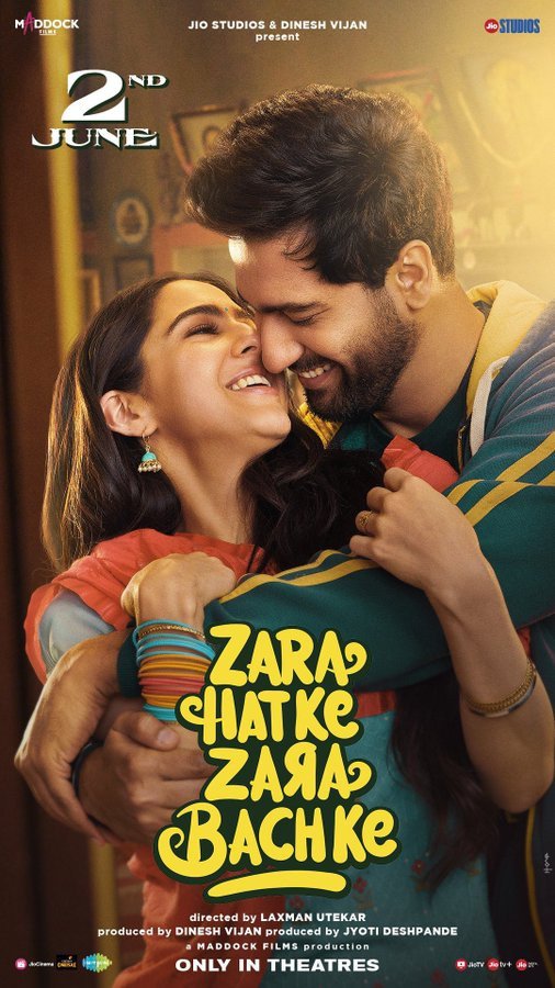 Zara Hatke Zara Bachke still 2