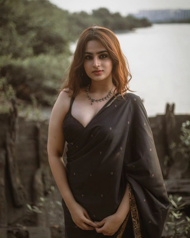 Ayesha Khan
