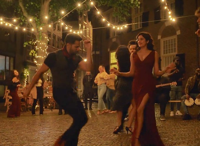 Bawaal still 3