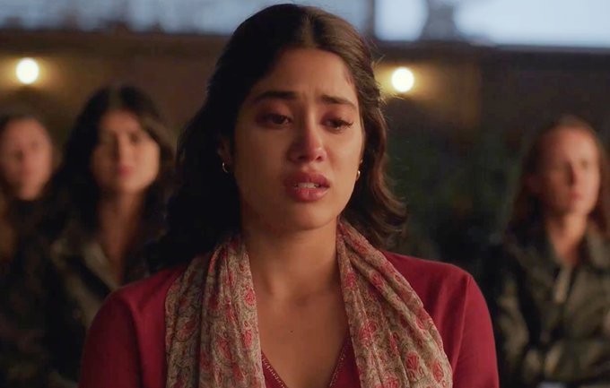 Bawaal still 4