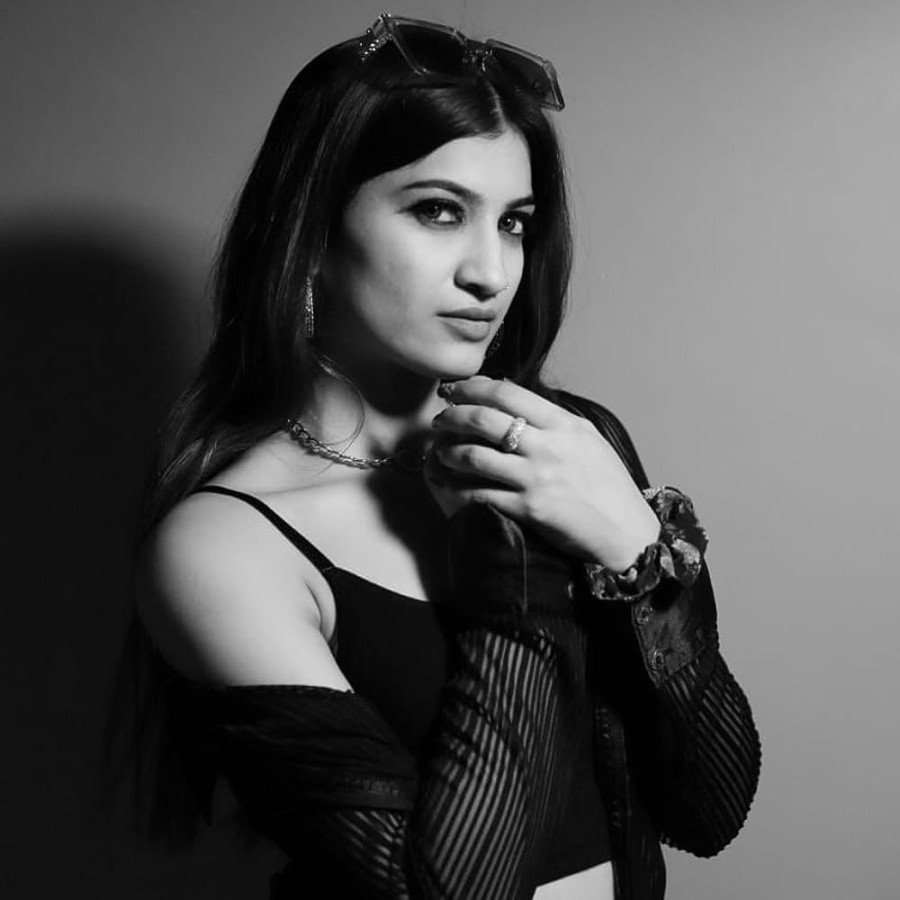 Urvashi bhanushali