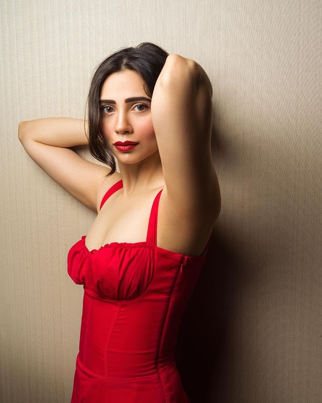 Zara Khan