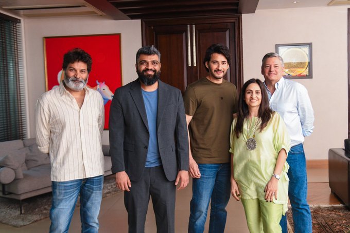 Guntur Kaaaram still 5