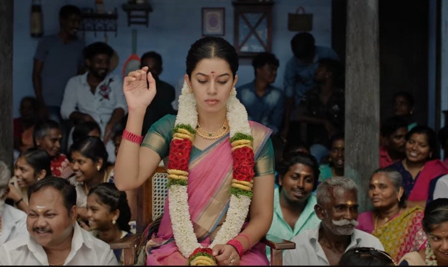 Love Guru still 7