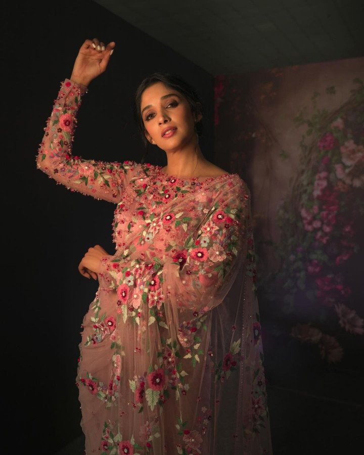 Nyla Usha