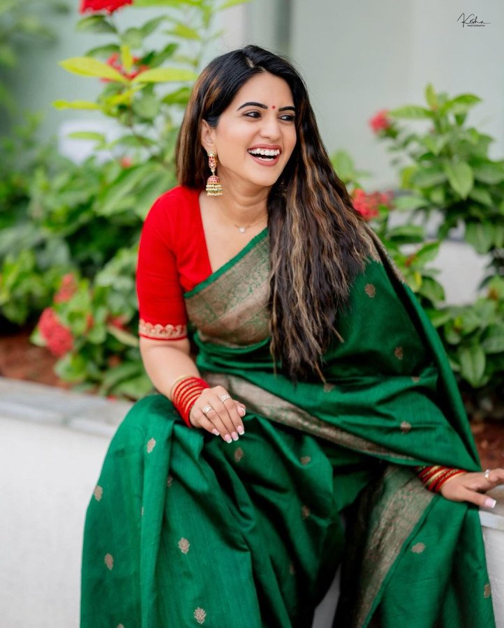 Sravanthi Chokarapu
