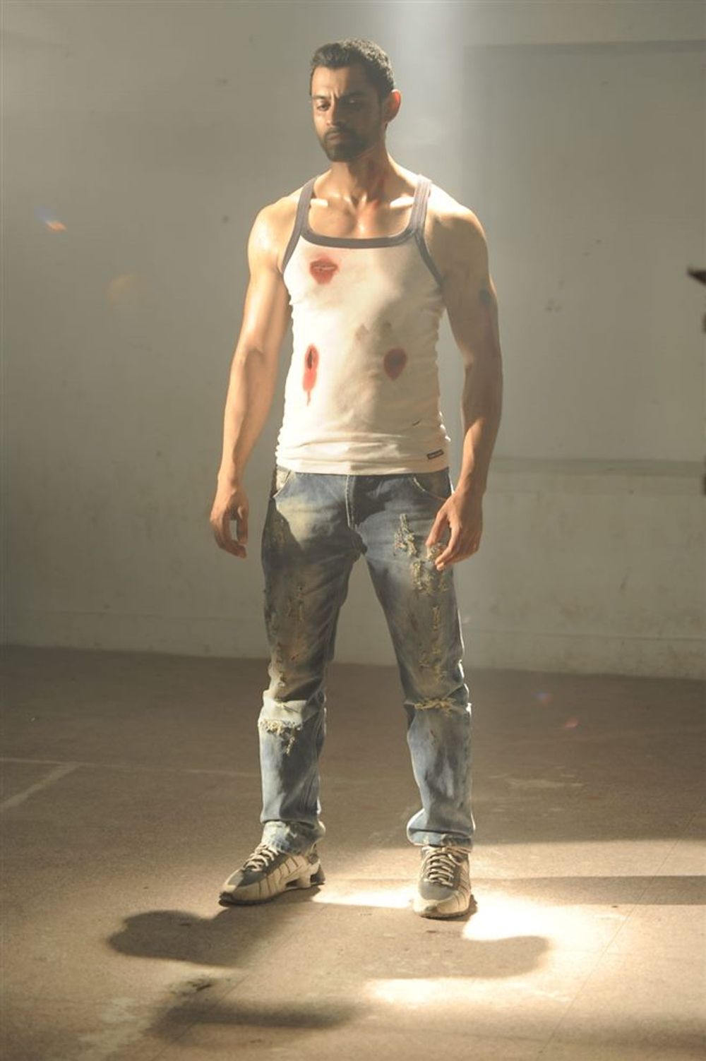EK still 6