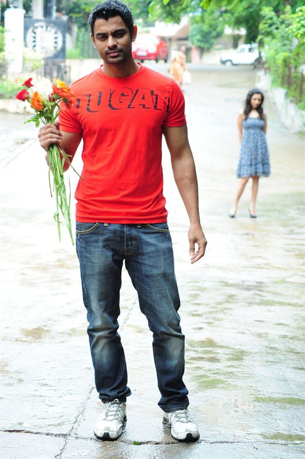 EK still 7