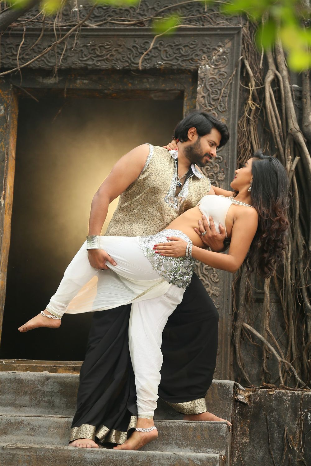 Natana still 6