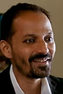 Faiz Khan