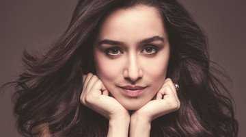 Shraddha Kapoor's red saree clip from the Eetha sets has fans asking for the song