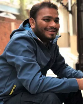 Srikanth Odela Reveals the Childhood Story Behind Nani's Jadal Braids
