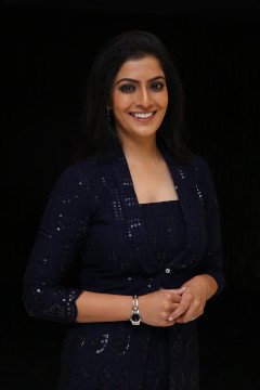 varalakshmi sarath kumar