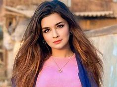 Avneet kaur